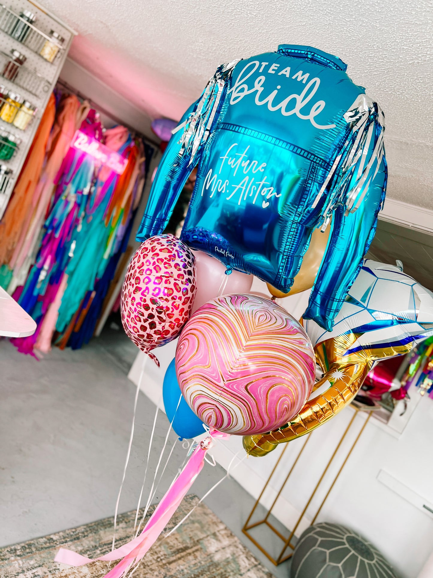 TEAM BRIDE BALLOON BUNDLE - LARGE.